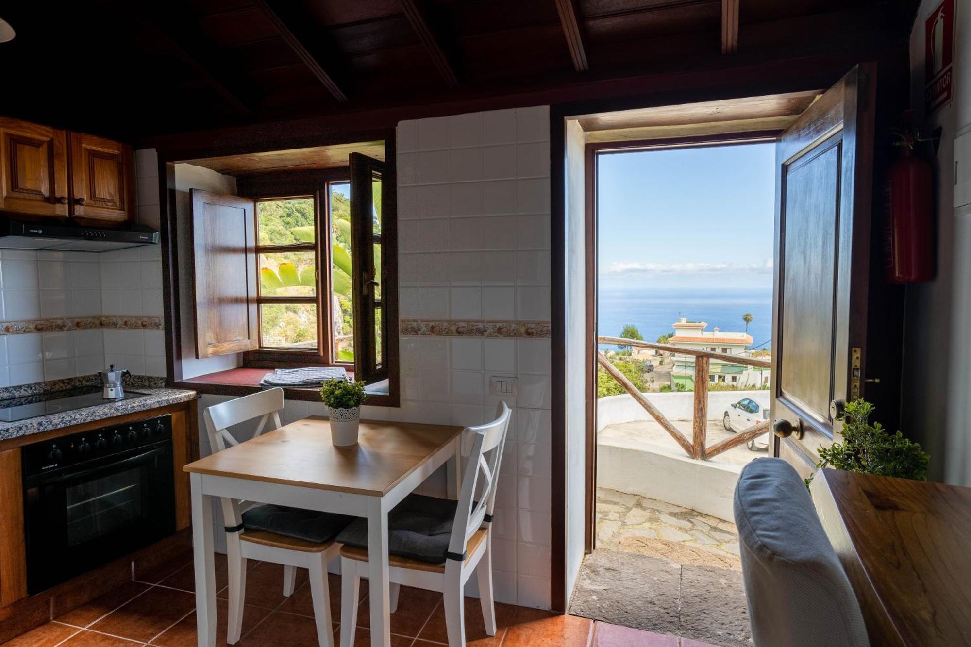 Las Casitas Del Bebedero - Yoga & Ecoturismo Icod De Los Vinos Eksteriør billede